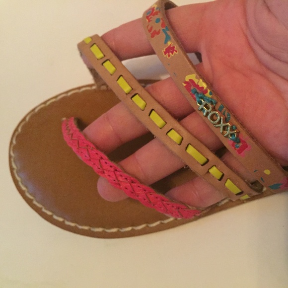 Kids Pink Neon Green Floral Straps Roxy Sandals - Picture 1 of 3